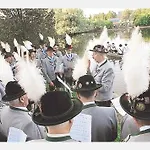 Отель Alpenhotel Pfaffenwinkel Пайтинг