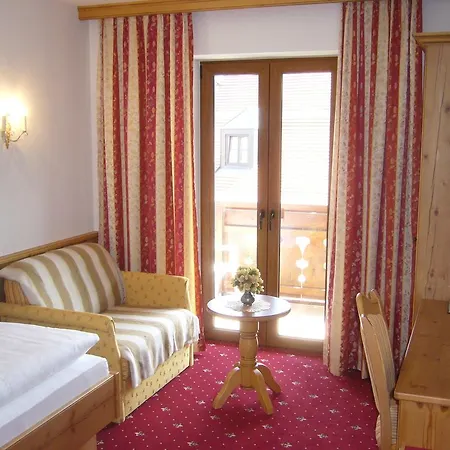 Alpenhotel Pfaffenwinkel Отель