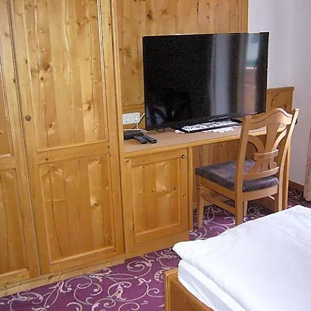 Ξενοδοχείο Alpenhotel Pfaffenwinkel 3*