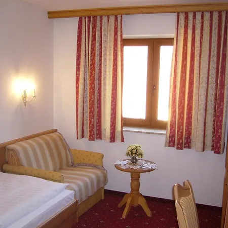 Отель Alpenhotel Pfaffenwinkel