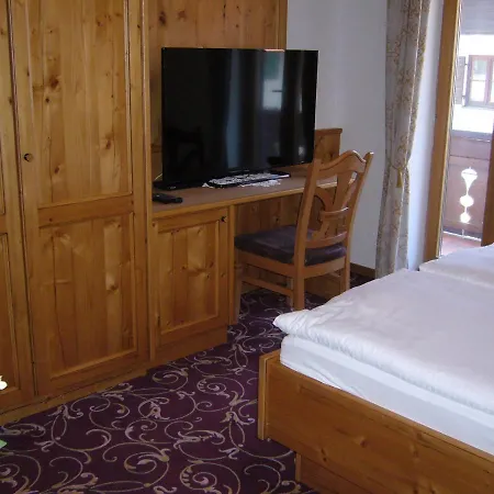 Alpenhotel Pfaffenwinkel Отель